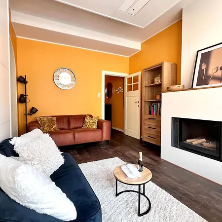 Lovely For Family- 1 Min Beachfront & Sea View Sleeps 6 La Panne