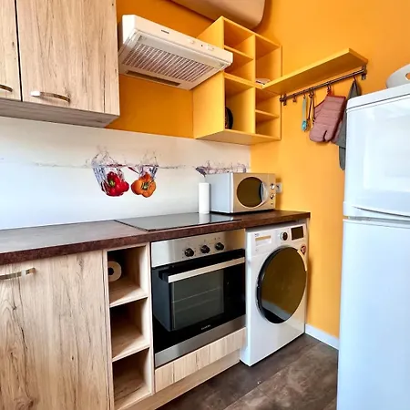 Lovely For Family- 1 Min Beachfront & Sea View Sleeps 6 Appartement *