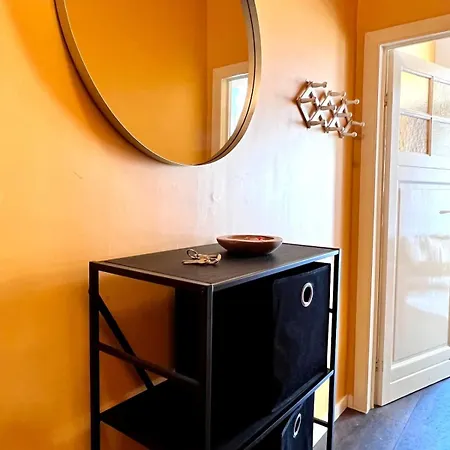 Lovely For Family- 1 Min Beachfront & Sea View Sleeps 6