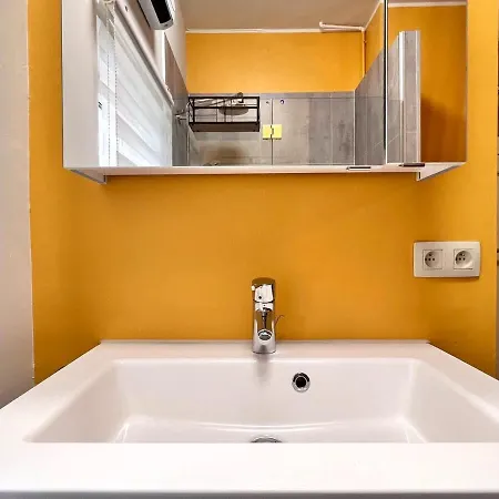 Apartament Lovely For Family- 1 Min Beachfront & Sea View Sleeps 6 De Panne